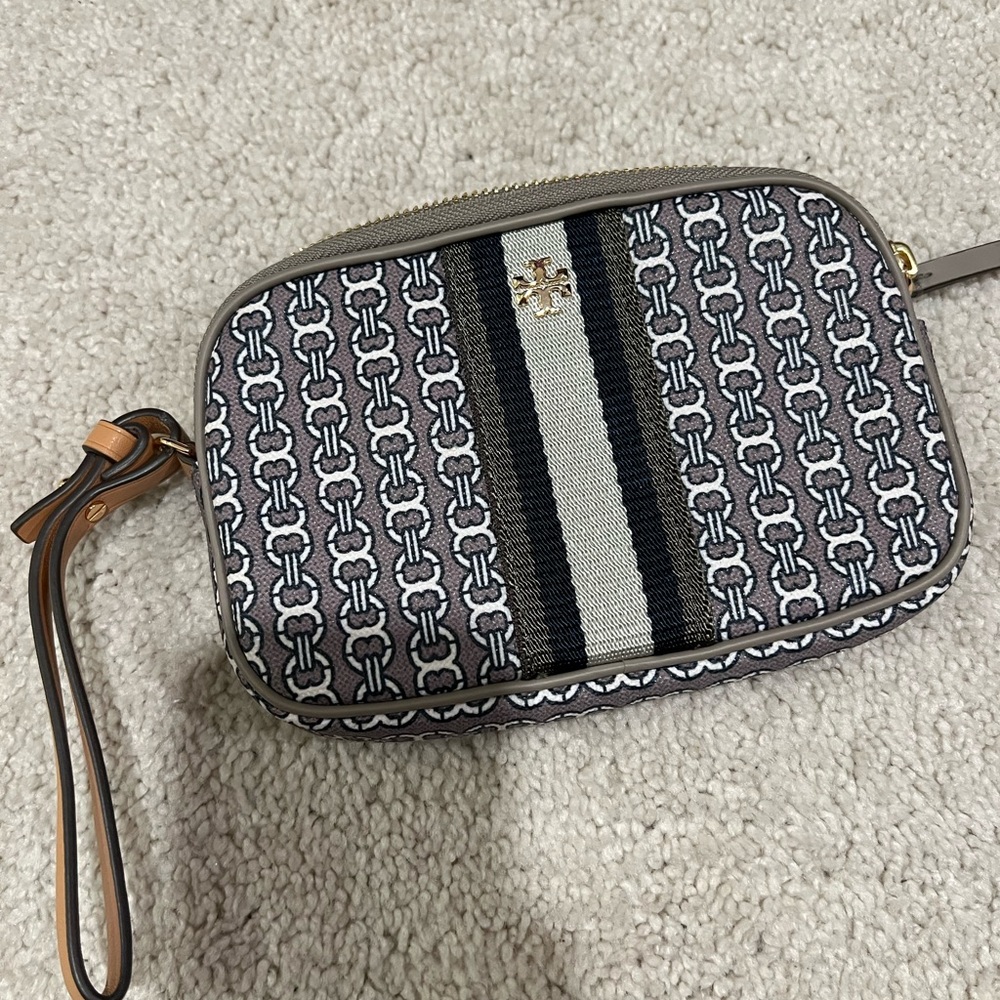 Tory Burch wristlet